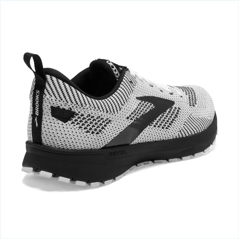  Revel 5 :121 White/Black