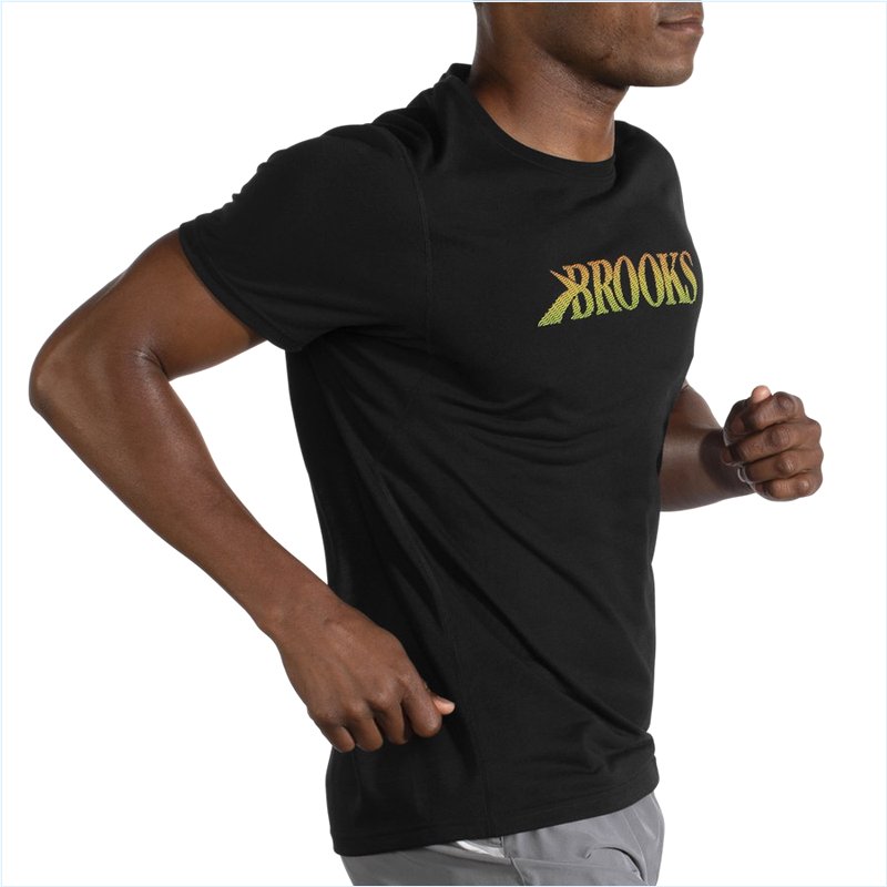  Distance Graphic Short Sleeve :
