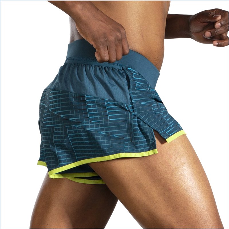  Sherpa 3" Split Short : 413 Matrix Alpine Print