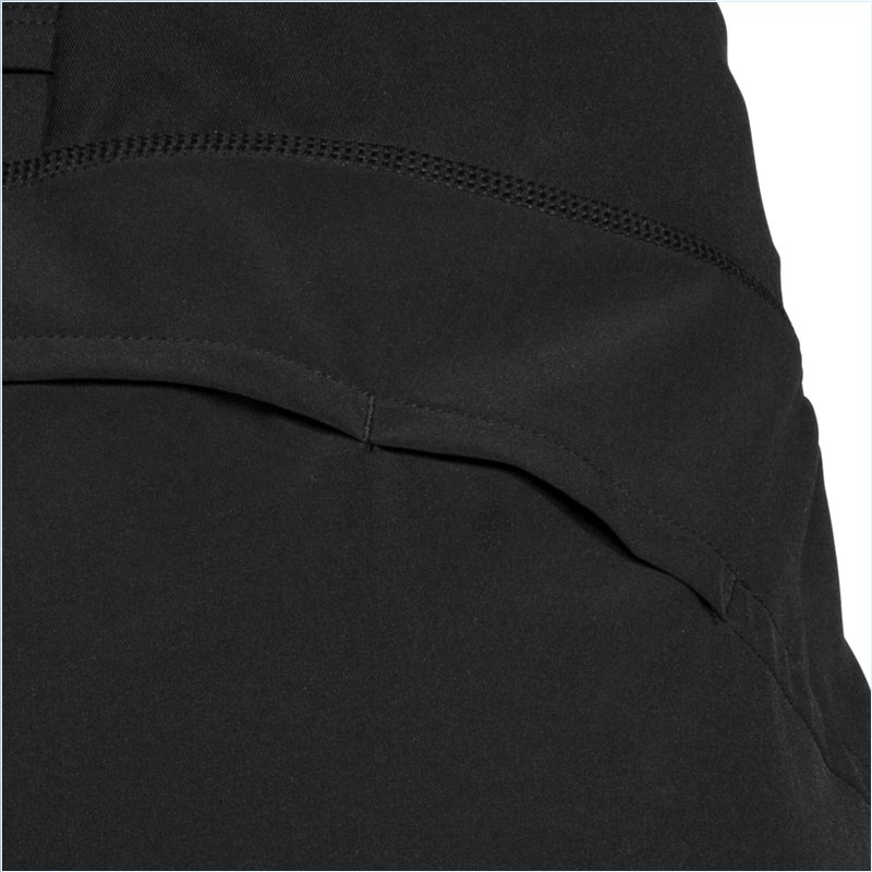  Chaser 5" Short : 001 Black