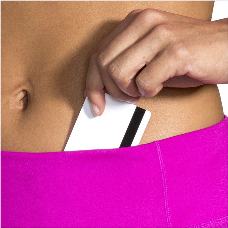  Chaser 5" Short : 676 Magenta
