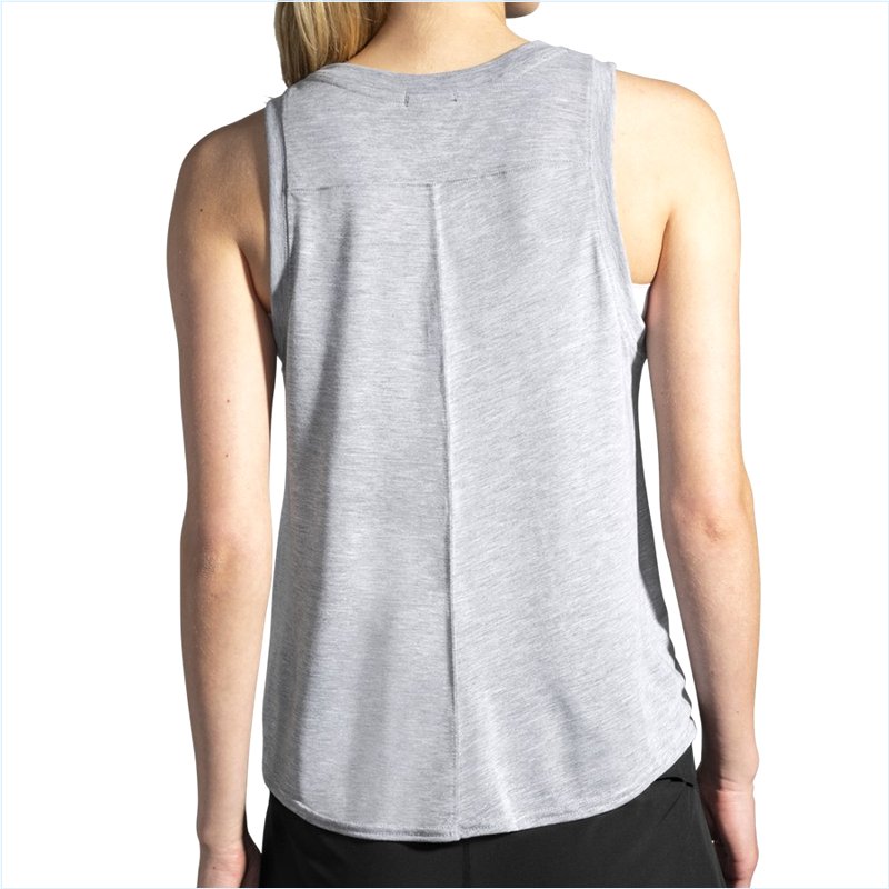  Distance Graphic Tank :