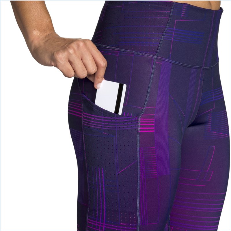  Method 1/2 Crop Tight : 436 Matrix Navy Print