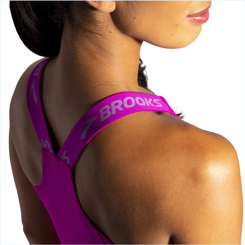  Pick-Up Tank : 698 Magenta/Brooks